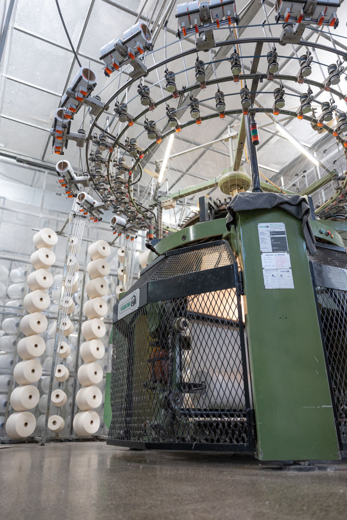 Knitting Machine
